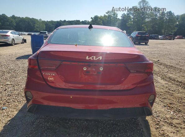 3KPF24ADXRE763323 2024 KIA FORTE Red Widok wnętrza z przodu