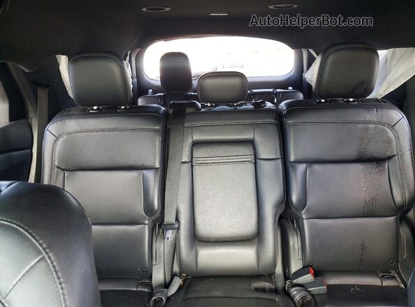 1FMSK7DH2LGB35922 2020 FORD EXPLORER Black Widok wnętrza z tyłu