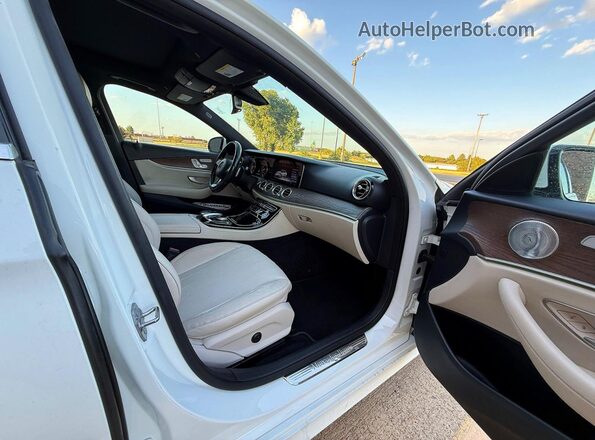 WDDZF4KBXHA036107 2017 MERCEDES-BENZ E-CLASS White Rear view