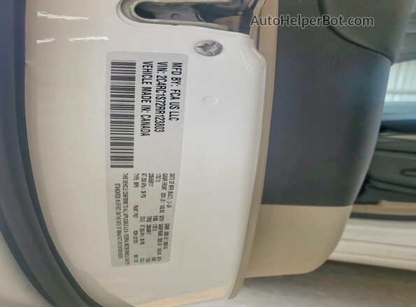 2C4RC1S72RR123803 2024 CHRYSLER PACIFICA Белый Вид наклейки с VIN-кодом
