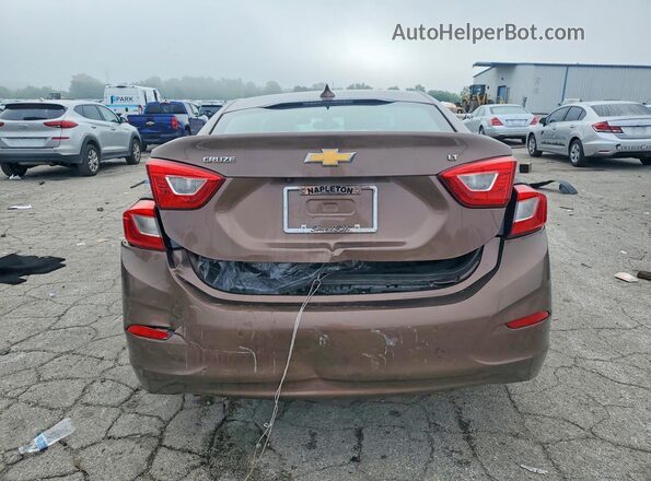 1G1BE5SM8K7118890 2019 CHEVROLET CRUZE Brown Front interior view