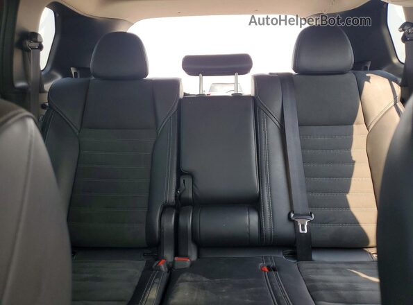 JA4J4VA82RZ068748 2024 MITSUBISHI OUTLANDER Red Rear seats view