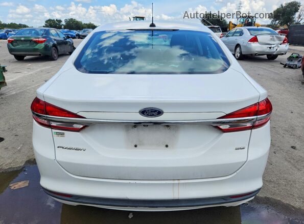 3FA6P0H76JR226378 2018 FORD FUSION White Widok wnętrza z przodu