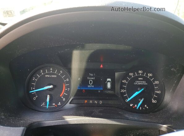 1FM5K8AR2KGB44120 2019 FORD EXPLORER White Widok tylnych siedzeń