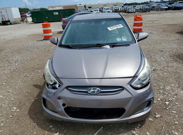 KMHCT4AE6HU360153 2017 HYUNDAI ACCENT Бежевый Вид сзади