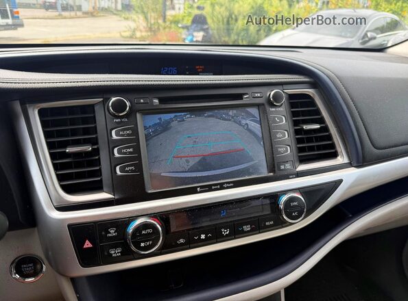 5TDJZRFH2JS906256 2018 TOYOTA HIGHLANDER Зеленый Вид подкапотного пространства