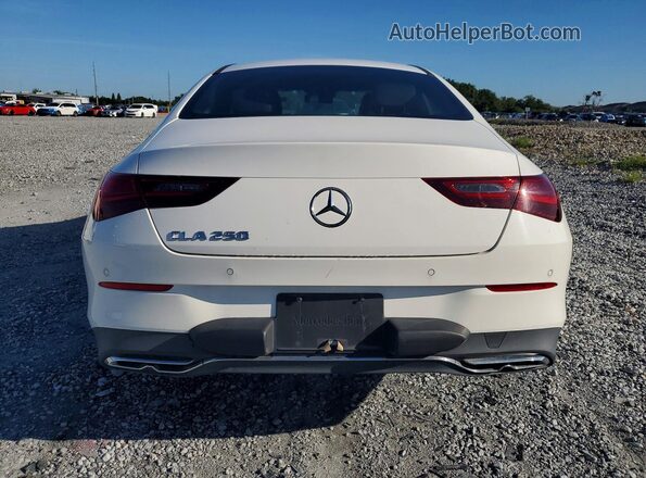 W1K5J4GB5SN522605 2025 MERCEDES-BENZ CLA-CLASS Белый Вид салона спереди