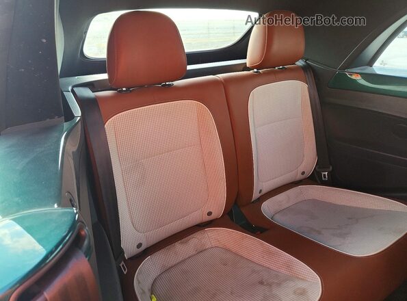 3VW517AT3HM816369 2017 VOLKSWAGEN BEETLE Зеленый Вид задней части салона