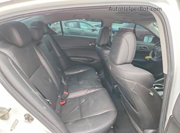 19UDE2F31HA002363 2017 ACURA ILX White Вид задніх сидінь