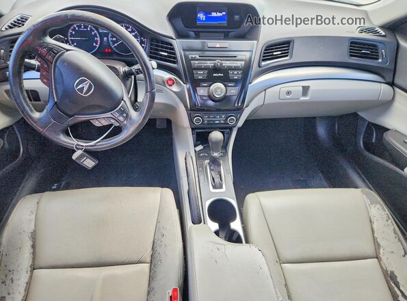 19UDE2F34GA017454 2016 ACURA ILX Silver Widok deski rozdzielczej