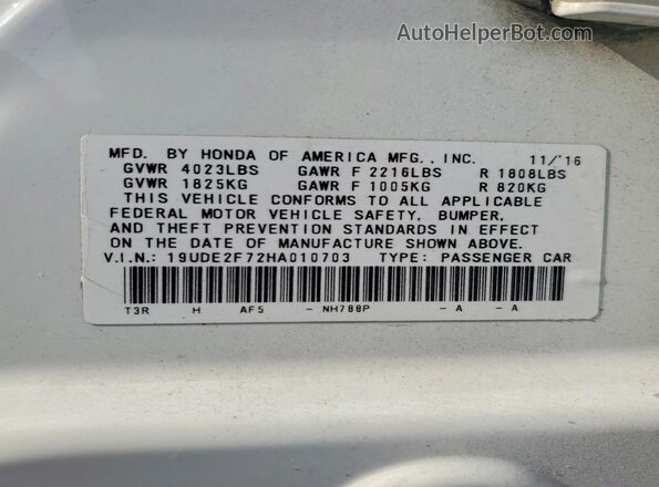 19UDE2F72HA010703 2017 ACURA ILX White Widok komory silnika