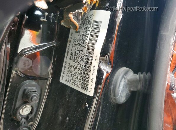 19UUB2F31KA007529 2019 ACURA TLX Black Engine compartment view