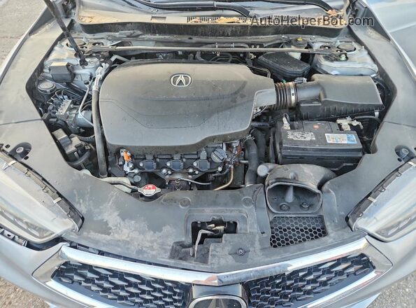 19UUB2F50JA011099 2018 ACURA TLX Silver Widok wnętrza z tyłu