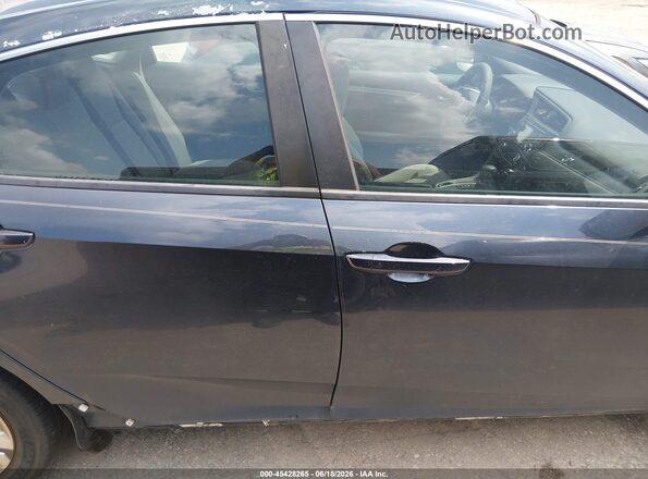 19XFC2F52HE032158 2017 HONDA CIVIC Turquoise Rear interior view
