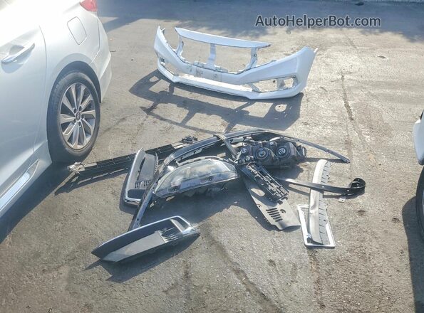 19XFC2F66KE207236 2019 HONDA CIVIC White Engine compartment view