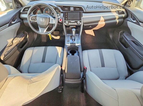 19XFC2F77JE033443 2018 HONDA CIVIC Gray Dashboard view