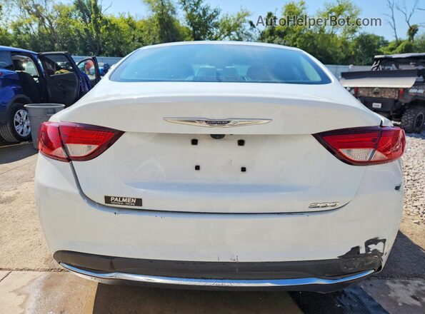1C3CCCAB5GN133599 2016 CHRYSLER 200 White Rear view