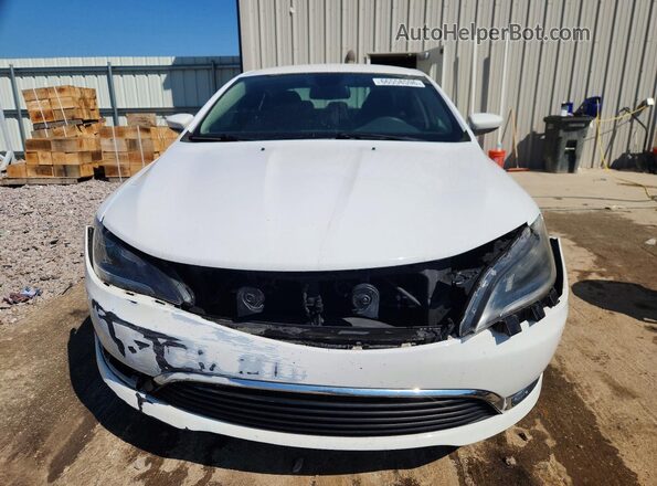 1C3CCCAB5GN133599 2016 CHRYSLER 200 White Front view