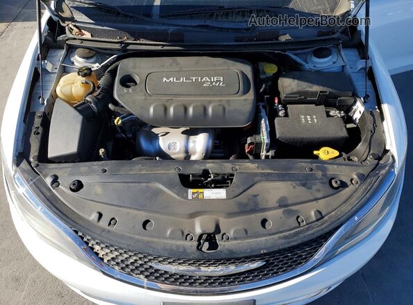 1C3CCCAB8GN127540 2016 CHRYSLER 200 White Սալոնի հետևի տեսք