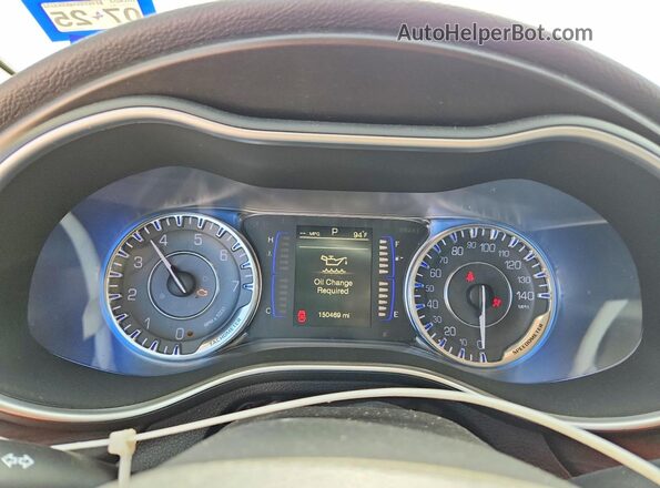 1C3CCCFB1HN509497 2017 CHRYSLER 200 Gray Instrument cluster view