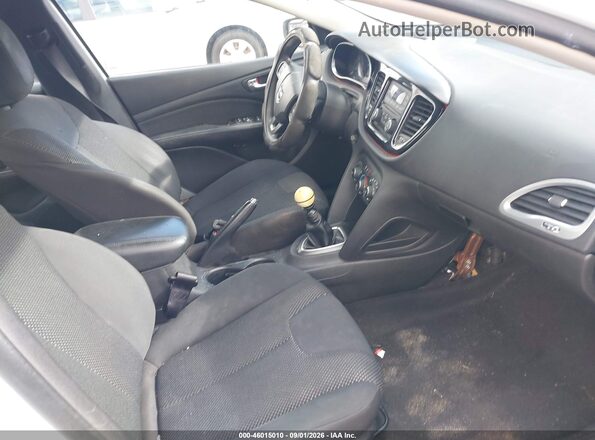 1C3CDFAA9GD607761 2016 DODGE DART Белый Вид салона спереди