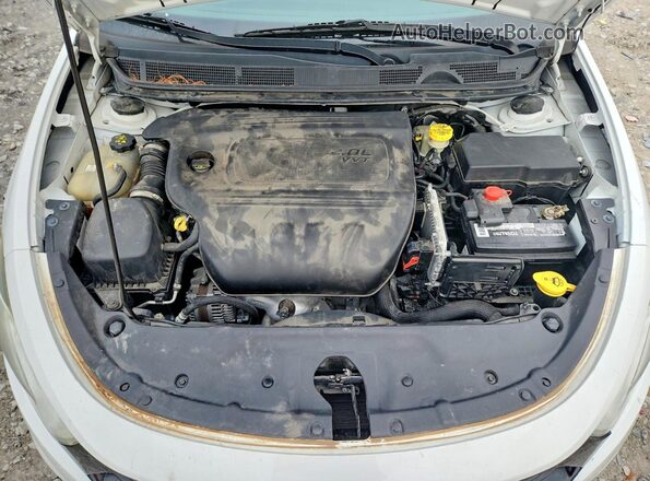 1C3CDFFA4GD821825 2016 DODGE DART Белый Вид задней части салона