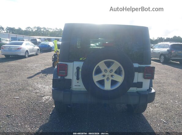 1C4BJWDG3HL704803 2017 JEEP WRANGLER UNLIMITED White 