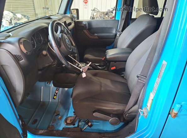 1C4BJWDG5HL611961 2017 JEEP WRANGLER Blue Սալոնի դիմացի տեսք