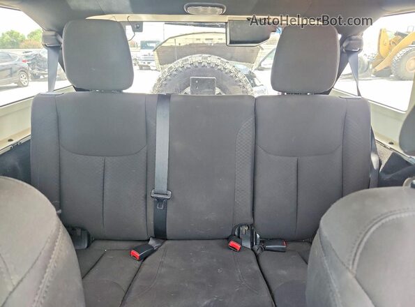 1C4BJWDG7HL672339 2017 JEEP WRANGLER Tan უკანა სავარძლების ხედი