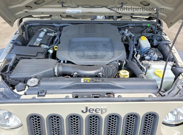 1C4BJWDG7JL825775 2018 JEEP WRANGLER Beige Rear interior view