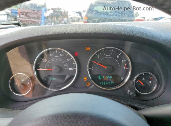 1C4BJWDG7JL825775 2018 JEEP WRANGLER Beige Instrument cluster view