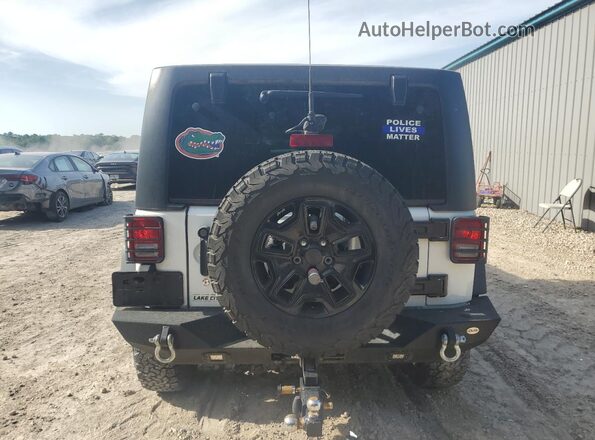 1C4BJWDG9HL561534 2017 JEEP WRANGLER White Rear view