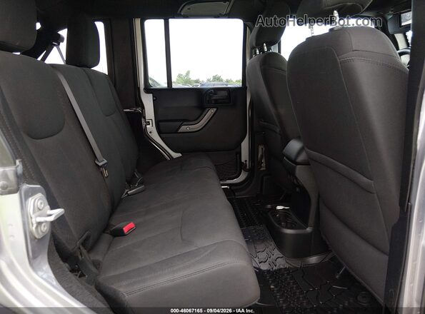 1C4BJWDGXHL593070 2017 JEEP WRANGLER UNLIMITED Silver Вид наклейки з VIN-кодом
