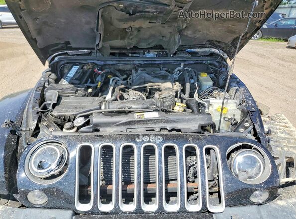 1C4BJWEG0GL171354 2016 JEEP WRANGLER Black ძრავის განყოფილების ხედი