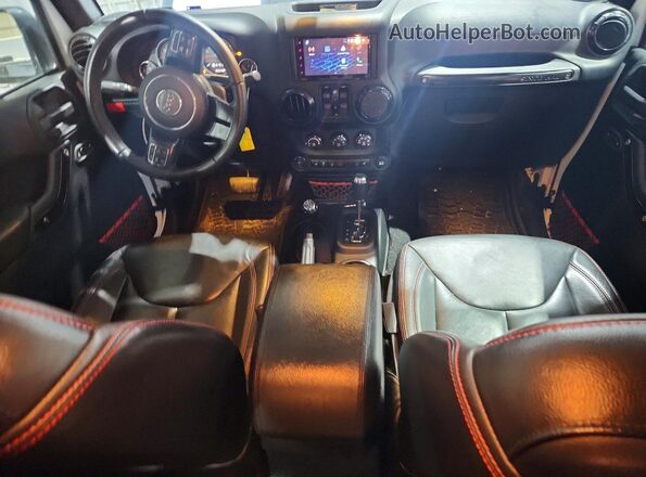 1C4BJWFGXHL739903 2017 JEEP WRANGLER White წინა პანელის ხედი