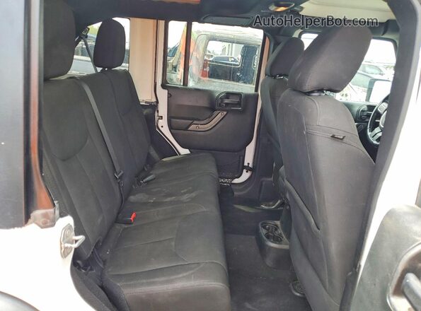 1C4HJWDG7JL919682 2018 JEEP WRANGLER Белый Вид задних сидений