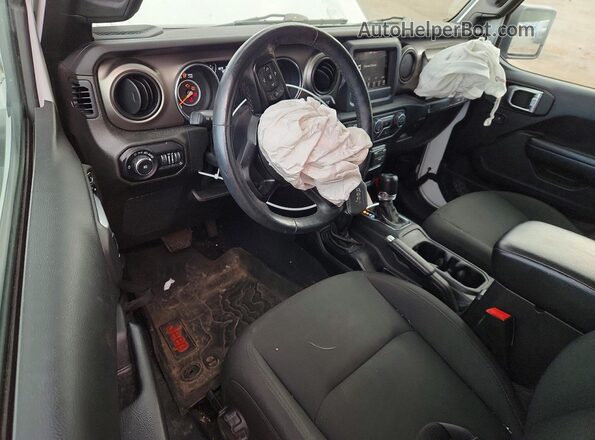 1C4HJXDG7JW296701 2018 JEEP WRANGLER White Widok deski rozdzielczej