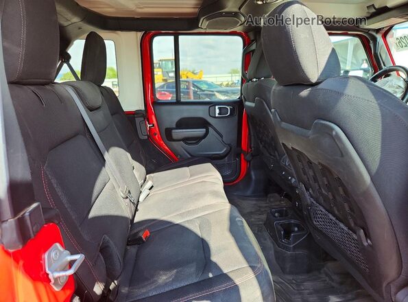 1C4HJXFG2NW213887 2022 JEEP WRANGLER Красный Вид задней части салона