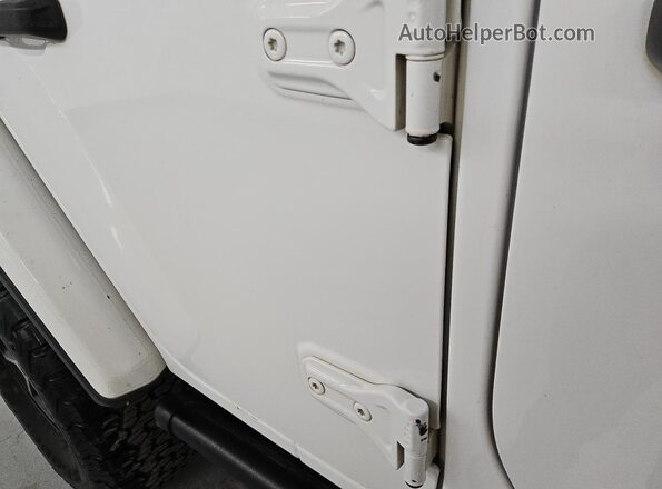 1C4HJXFN6JW241345 2018 JEEP WRANGLER White 
