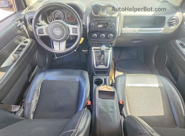 1C4NJCEA2GD620440 2016 JEEP COMPASS Gray Вид панелі приладів