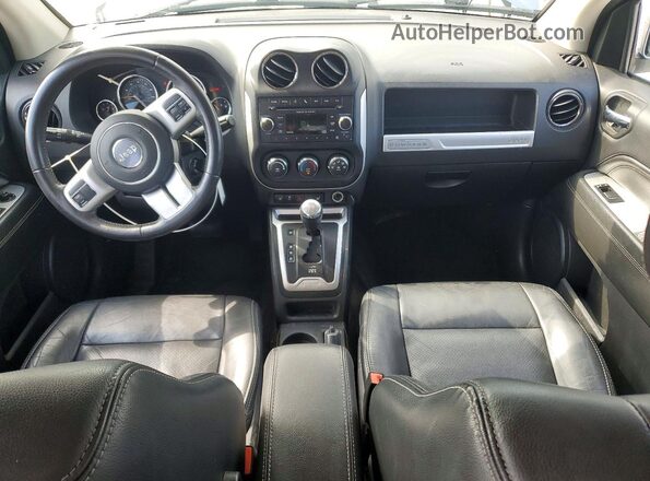 1C4NJCEA3HD156186 2017 JEEP COMPASS Silver წინა პანელის ხედი