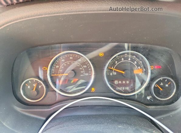 1C4NJCEB8HD162932 2017 JEEP COMPASS Gray Սարքավորումների վահանակի տեսք