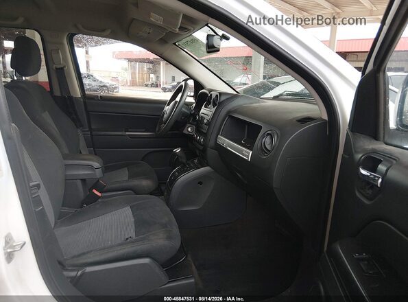 1C4NJDBB4GD521296 2016 JEEP COMPASS White Widok wnętrza z przodu