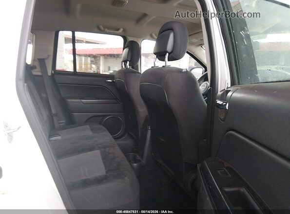 1C4NJDBB4GD521296 2016 JEEP COMPASS White Widok naklejki z numerem VIN