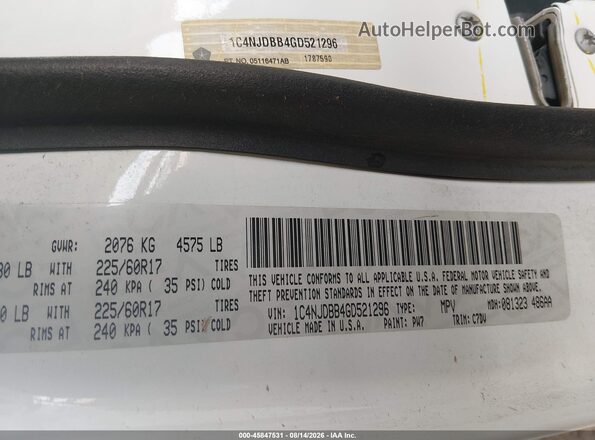 1C4NJDBB4GD521296 2016 JEEP COMPASS White Widok komory silnika