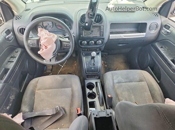 1C4NJDBB8GD520412 2016 JEEP COMPASS Black Widok deski rozdzielczej