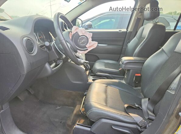1C4NJDEB7GD541876 2016 JEEP COMPASS Green Вид салону спереду