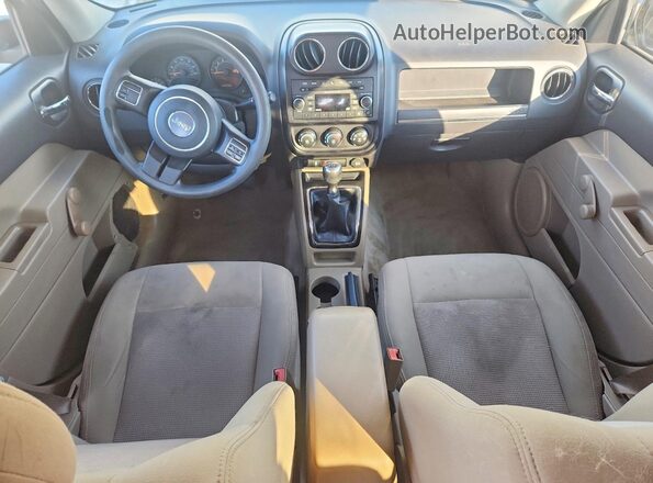 1C4NJPBA1GD583926 2016 JEEP PATRIOT White Առջևի վահանակի տեսք