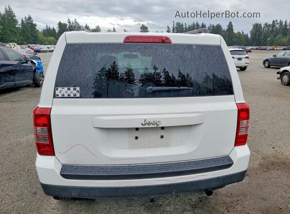 1C4NJPBA7GD698966 2016 JEEP PATRIOT White Հետևի տեսք