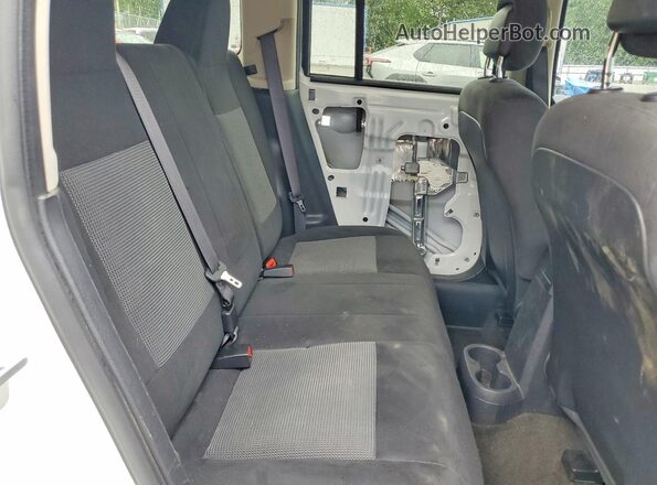 1C4NJPBA7GD698966 2016 JEEP PATRIOT White Սալոնի հետևի տեսք